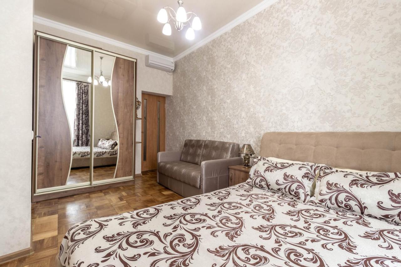 Apartments Near Rynok Square On Staroyevreyska And Fedorova Streets Lviv Eksteriør billede